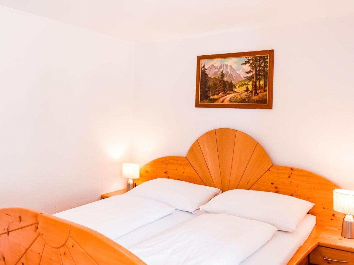 Scenic Apartment In Rattenberg Near Reintaler See Lake Екстериор снимка